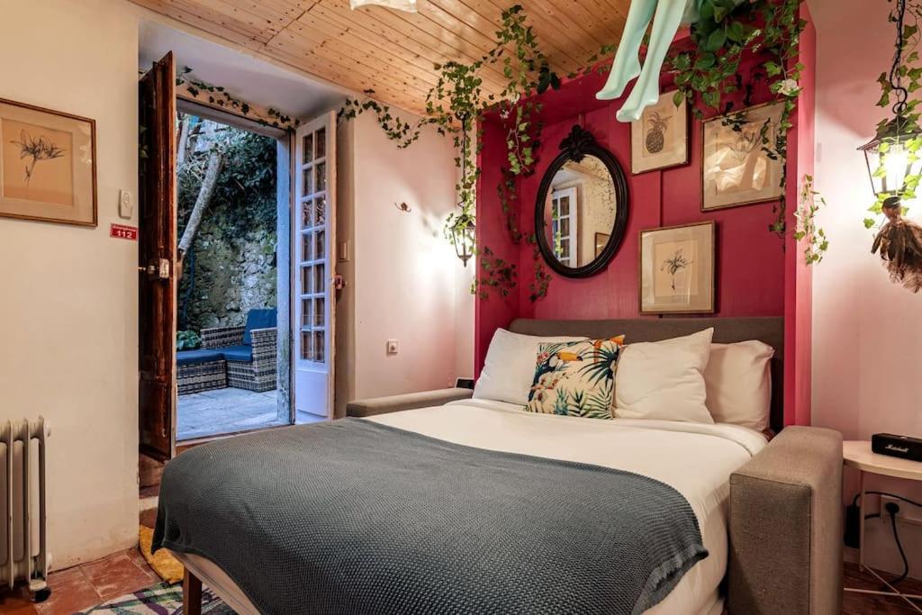 Unique Tiny Smart Home With Private Garden, Jacuzzi, Ps5, Cinema Projector - Sintra Wow Exterior foto