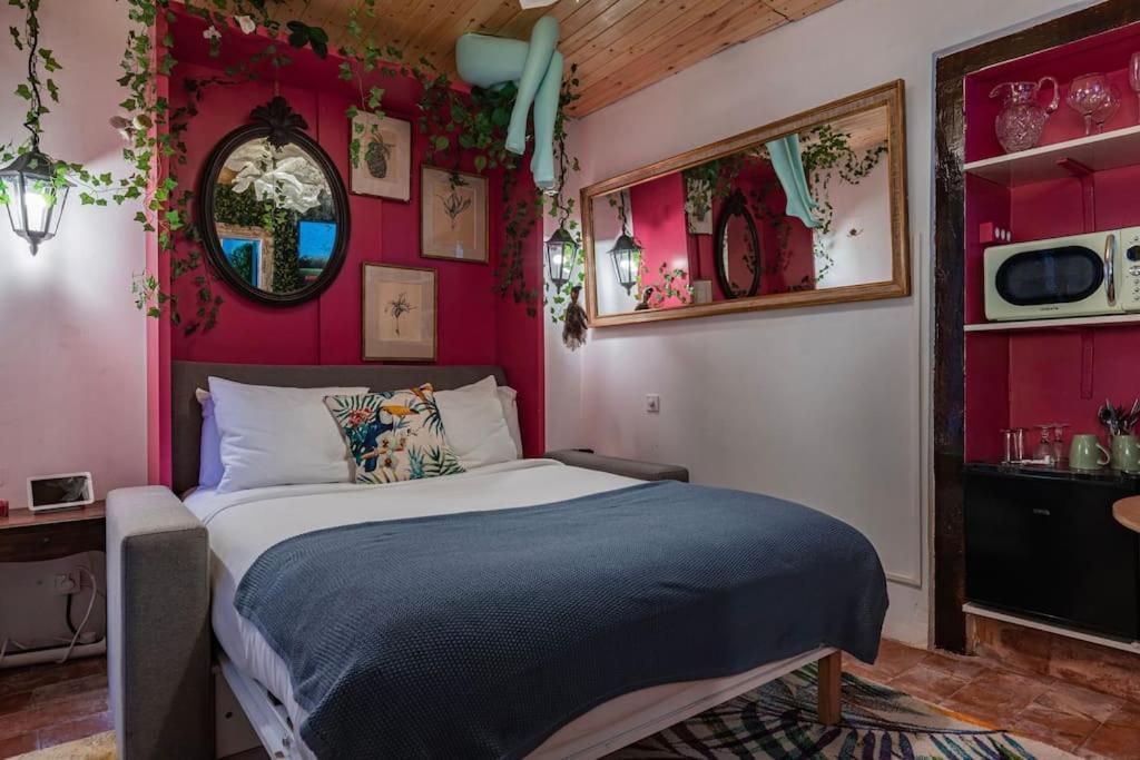 Unique Tiny Smart Home With Private Garden, Jacuzzi, Ps5, Cinema Projector - Sintra Wow Exterior foto